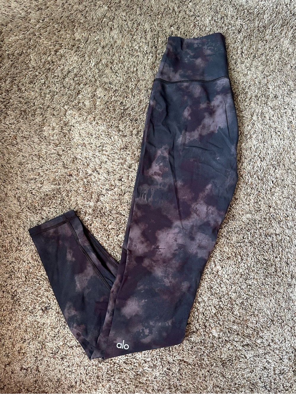 ALO Yoga purple tie-dye legging